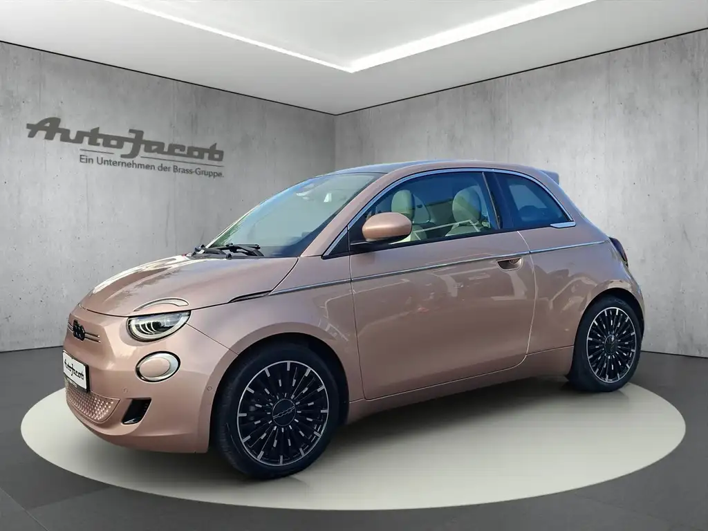 Fiat 500e -e BY BOCELLI