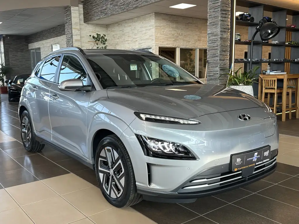 Hyundai KONA Trend R.Cam Navi Krell SHZ LED ACC DAB
