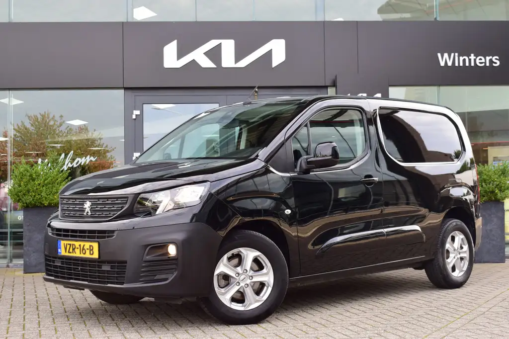 Peugeot e-Partner e-Partner 136 50 kWh | Snelladen | SOH 98% Airco |