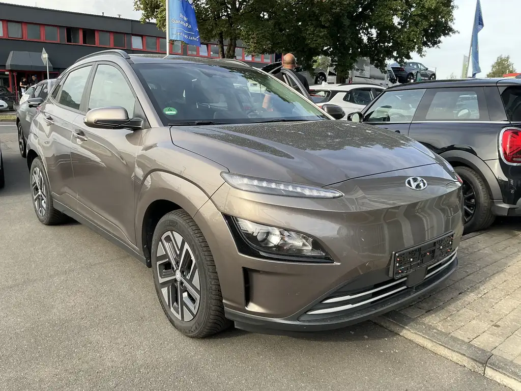 Hyundai KONA Select R.Cam dig.Cockpit LED SHZ ACC DAB