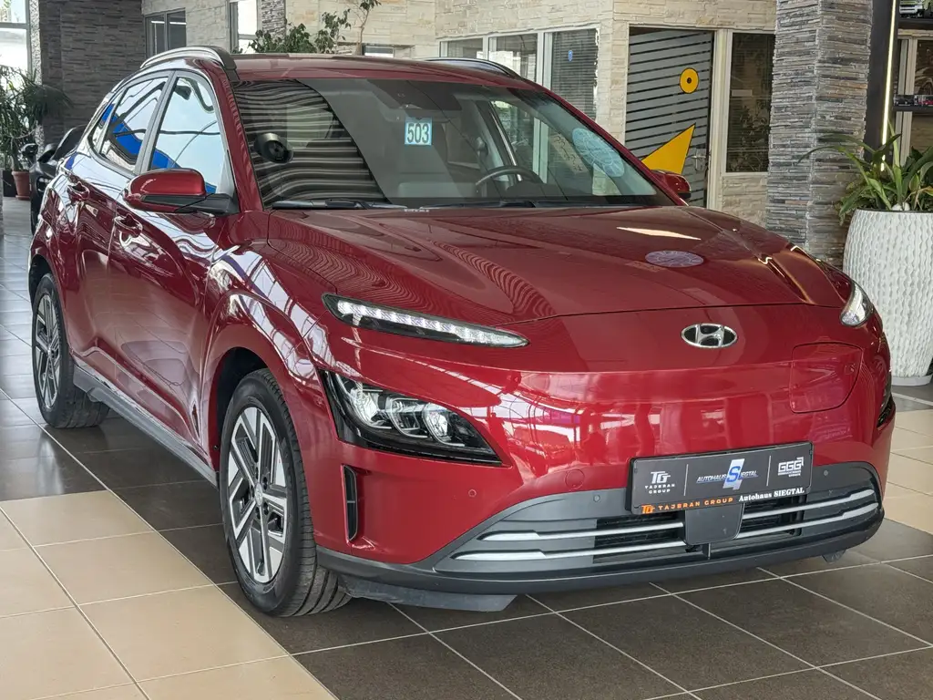 Hyundai KONA Trend R.Cam Krell ACC SHZ LED Wärmepumpe