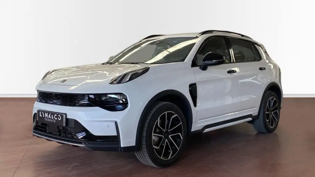 Lynk & Co 01 1.5 PHEV CORE 5P