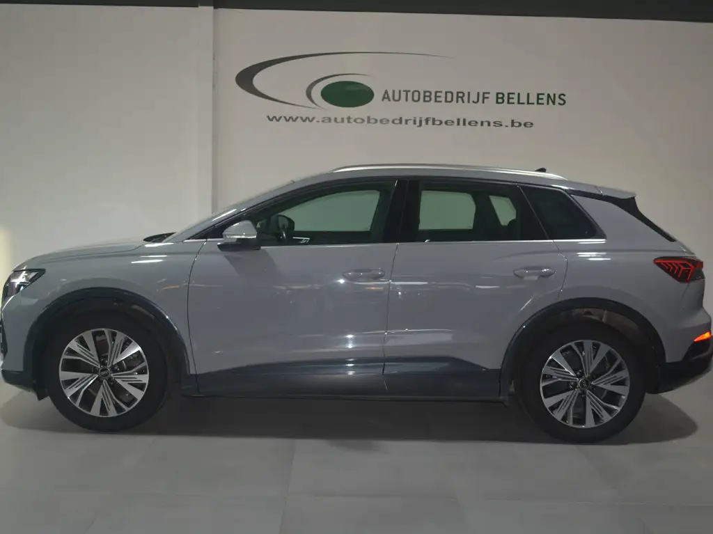 Audi Q4 e-tron 75 KW 35 E-TRON / LIVE COCPITT   / 19.200  +  BTW