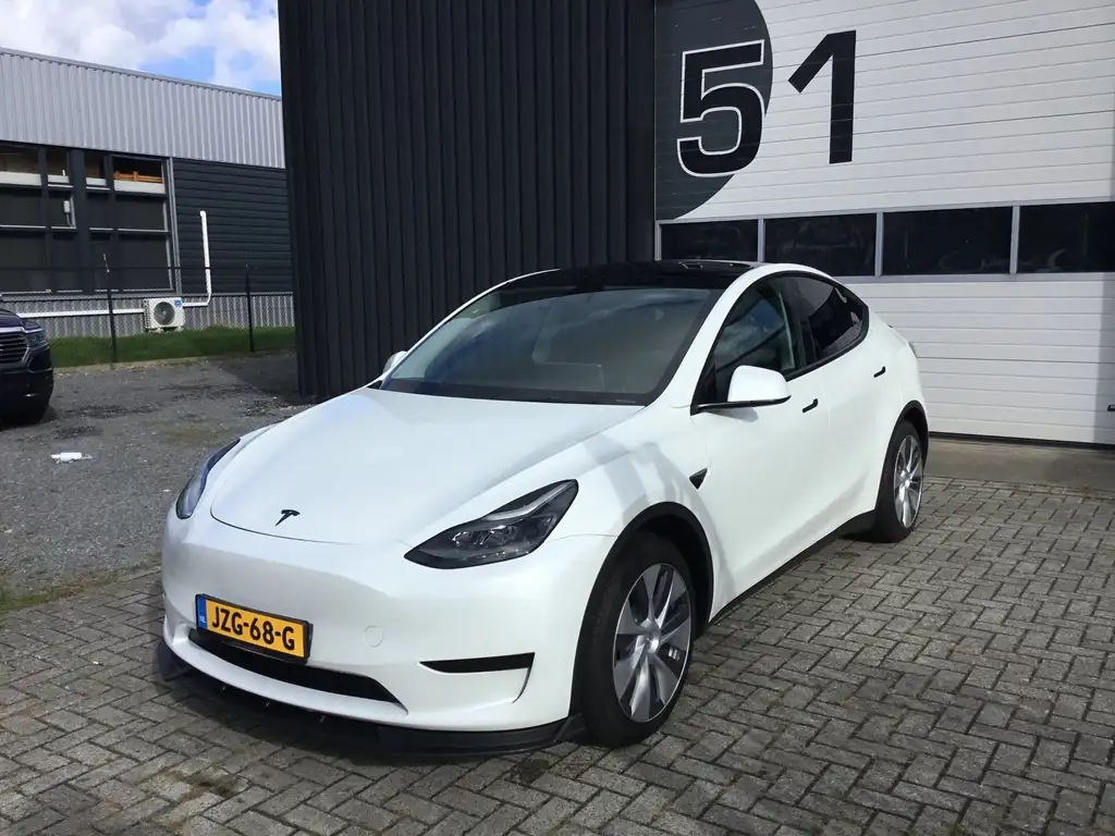 Tesla Model Y RWD 58 kWh