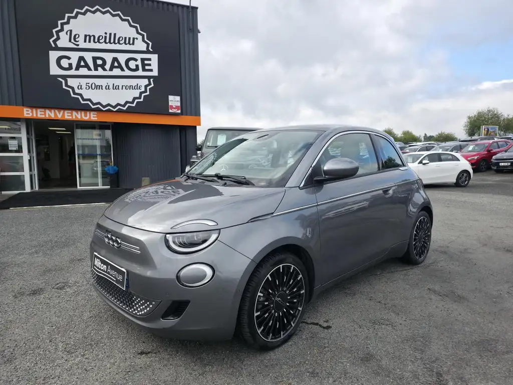 Fiat 500e Fiat 500 Electrique 42 kWh  La Prima