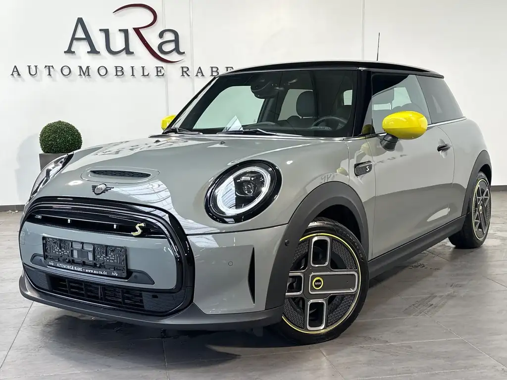MINI Cooper SE Electric Trim NAV+LED+KAM+SHZ+KEYLESS+DAB+KLIMA