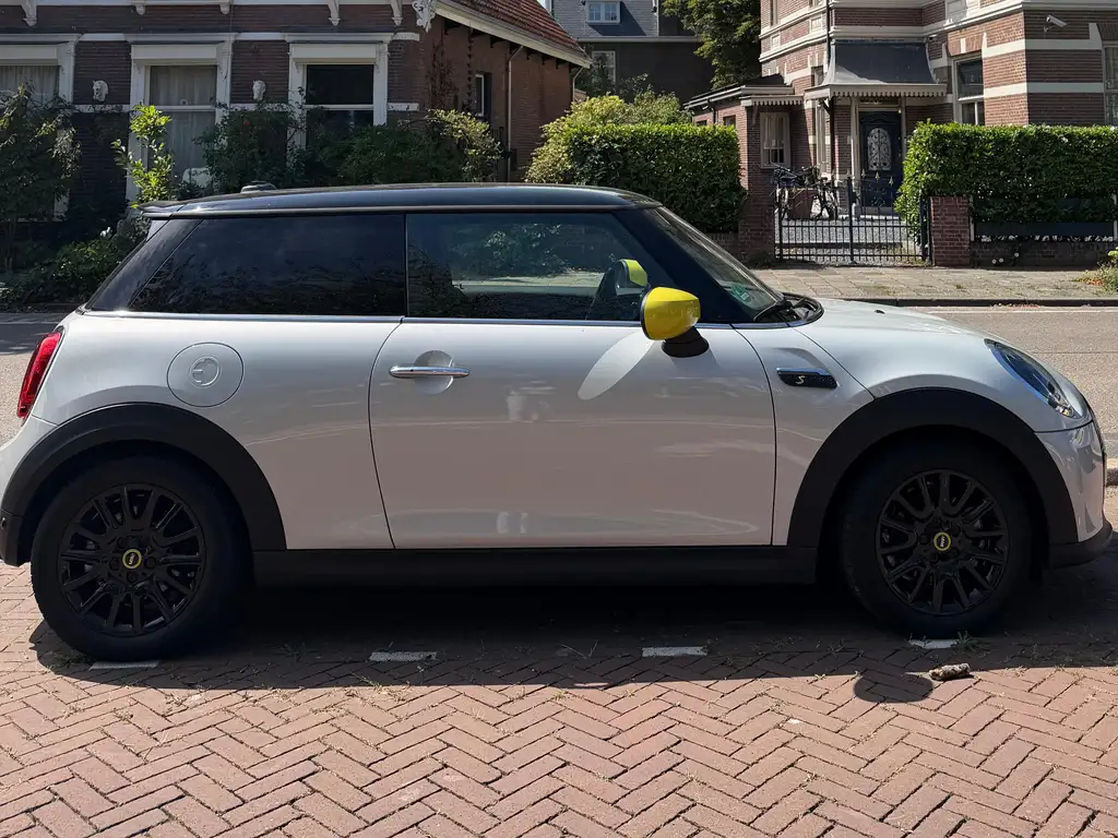 MINI Cooper SE MINI Cooper SE 2022 I 7.107 KM I BMW-batterijcertificaat I FULL OPTION I PANORAMADAK IWINTERSET