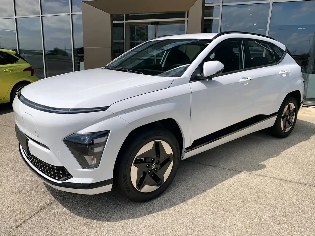 Hyundai KONA e-Kona 65 kWh Comfort Electric Automatic  1000 km