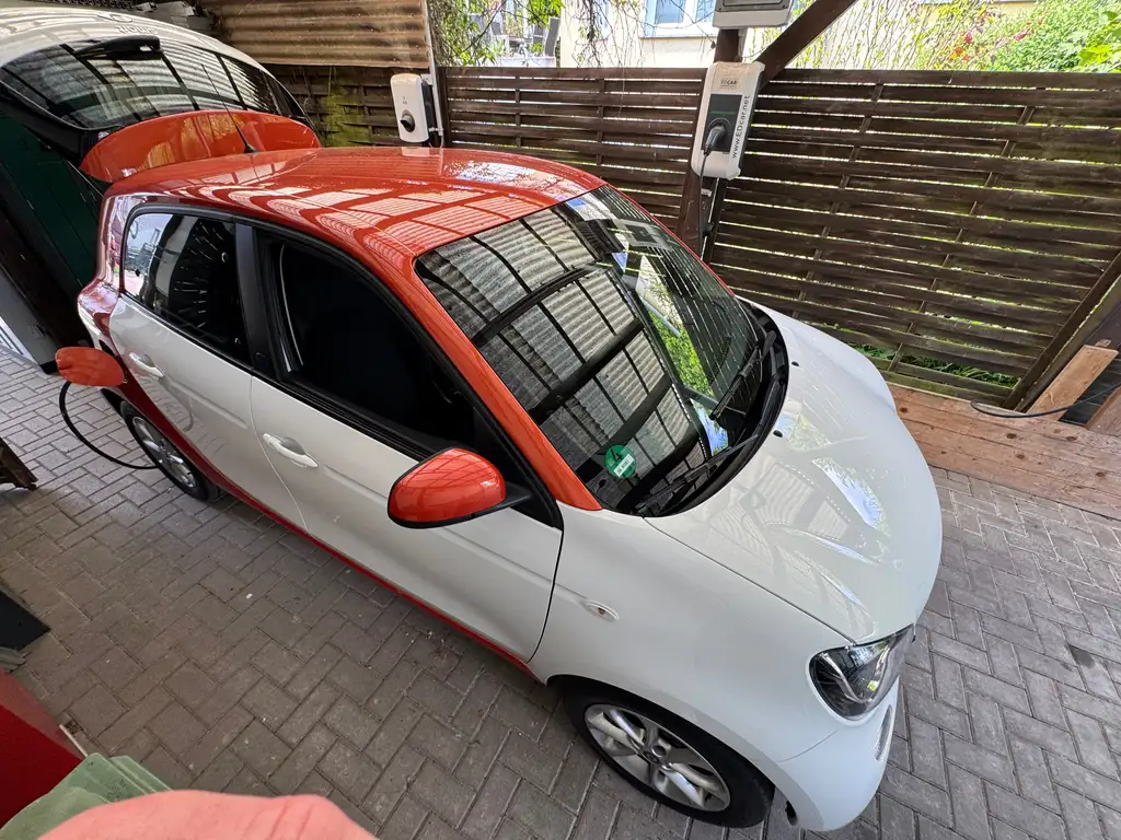 smart forFour Gepflegter Forfour EQ ,2.Hd. Navi, Sh, SOH 93%