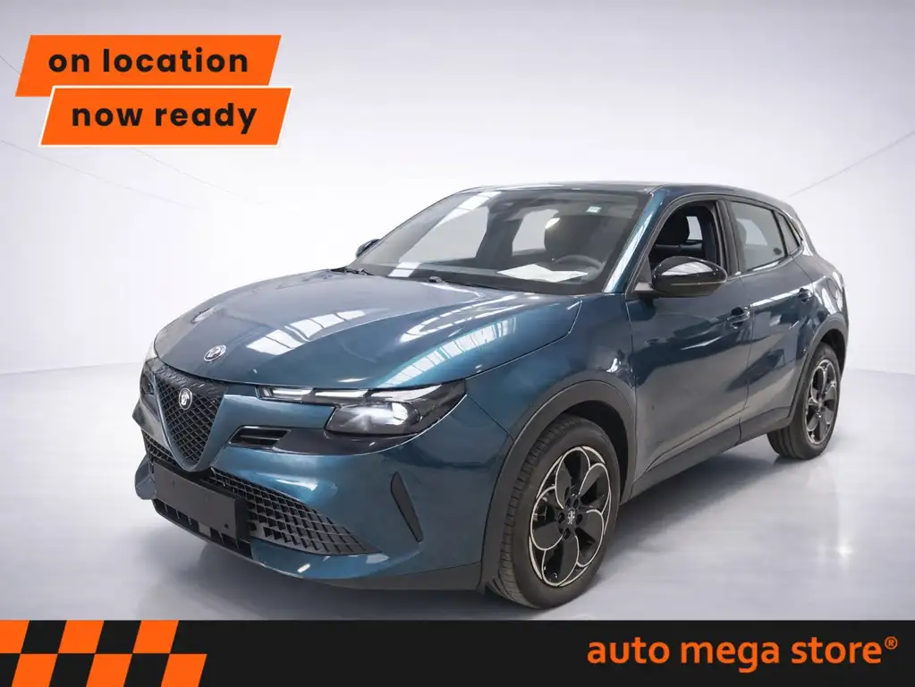 Alfa Romeo Junior Elettrica 54 kWh ACC/LED/PDC/Carplay
