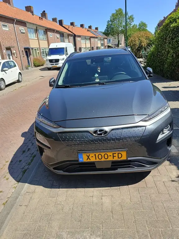 Hyundai KONA EV Premium