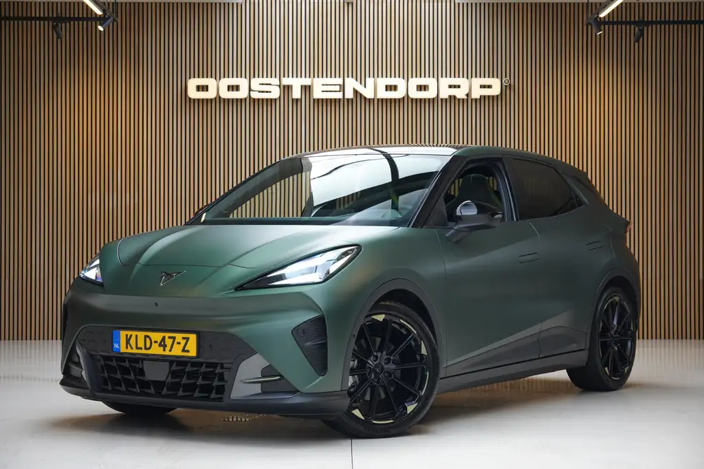 CUPRA Raval VZ/225pk Rebel 56 kWh|2026|Pano|Topsport-stoelen+M