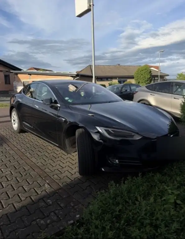 Tesla Model S Tesla Model S 75D AWD 102.000KM Schwarz Elektro
