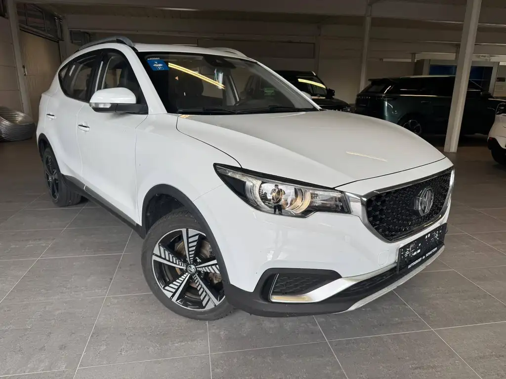 MG ZS EV LUXURY UITVOERING * PANO DAK * CAMERA *