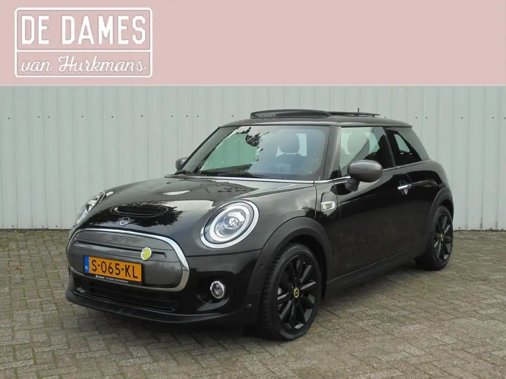 MINI Cooper S Mini 3-Deurs (f56) ELECTRIC 32.6 kWh PANODAK/NAVI/