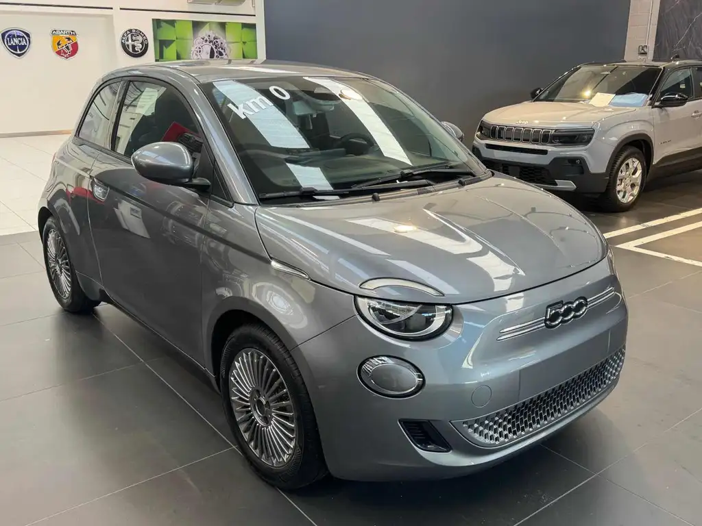 Fiat 500e Berlina 42 kWh km0 LONG RANGE
