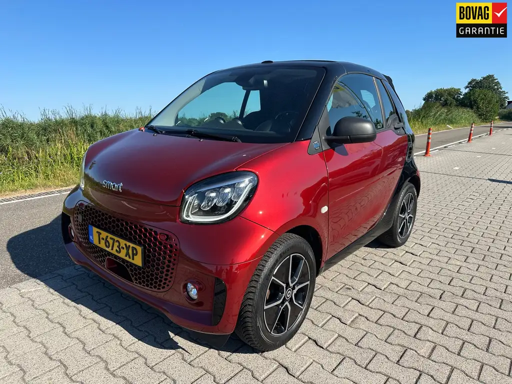 smart forTwo cabrio EQ Comfort PLUS 18 kWh, Camera, Stoelverwar