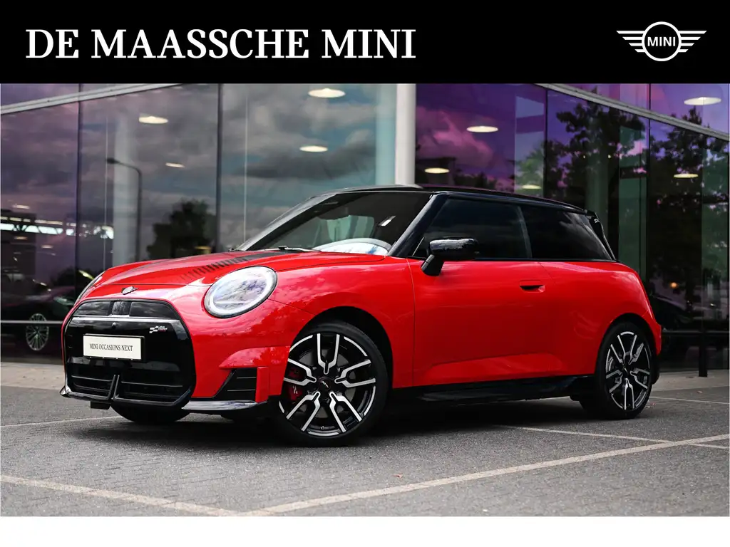 MINI John Cooper Works Hatchback / Pakket XL / 18" JCW Lap Spoke two-tone