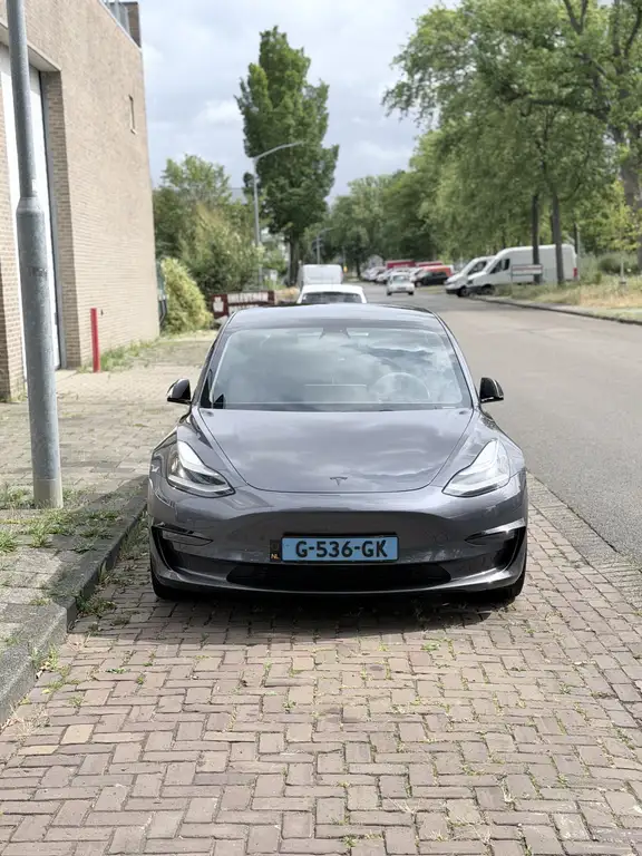 Tesla Model 3 Tesla Model 3 Long Range AWD 2019 – Taxi Klaar