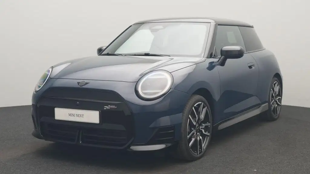 MINI Cooper SE John Cooper Works Trim