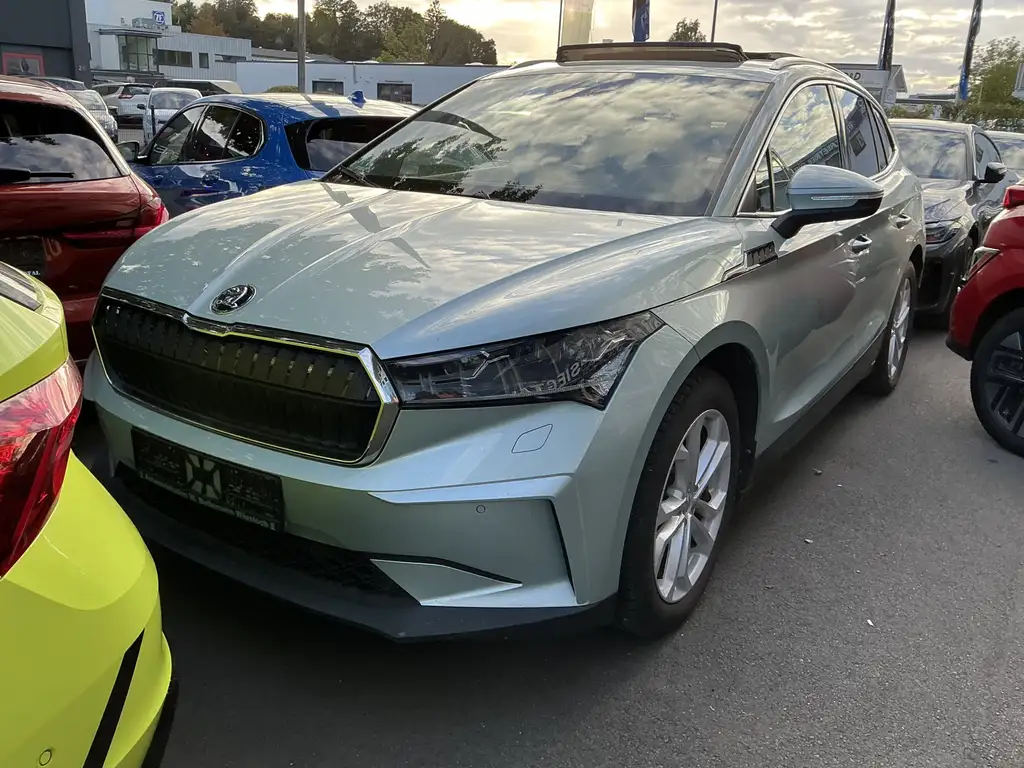 Skoda Enyaq 80 Lounge Pano Leder RCam Navi ACC HUD AHK