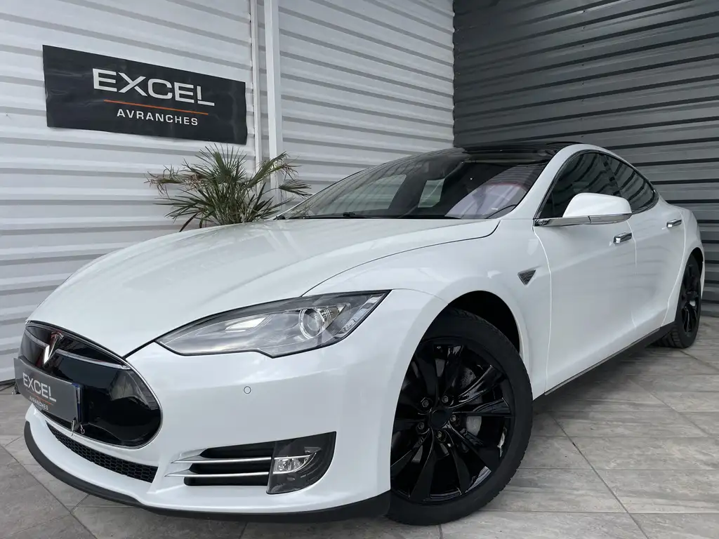 Tesla Model S 85