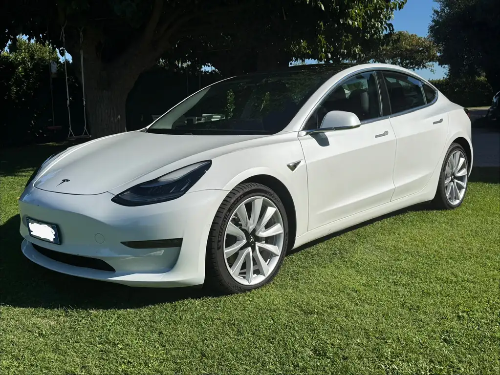 Tesla Model 3 Model 3 Long Range Dual Motor awd