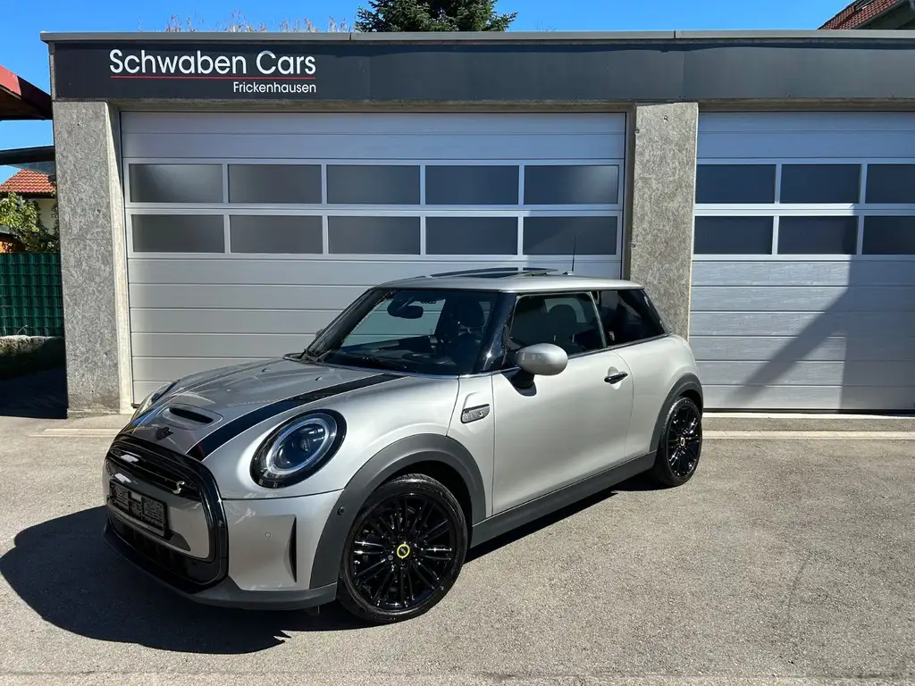 MINI Cooper SE "YOURS" Panorama HUD HiFi H&K LED