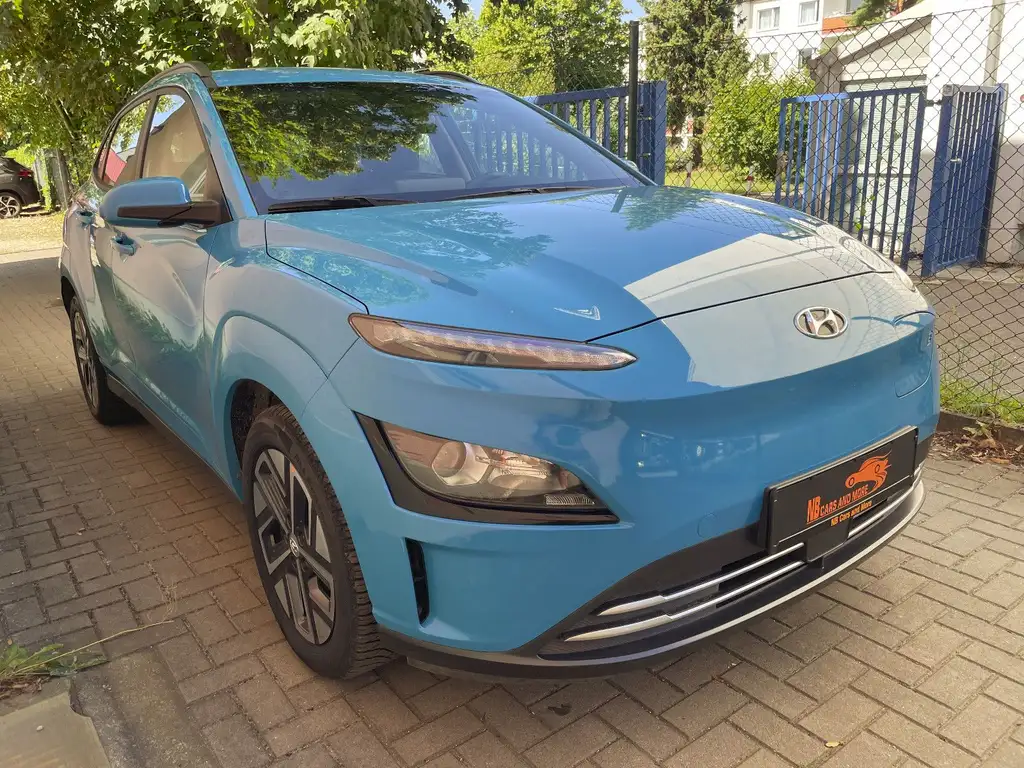 Hyundai KONA Select aus 2. Besitz er 27Tkm!!!