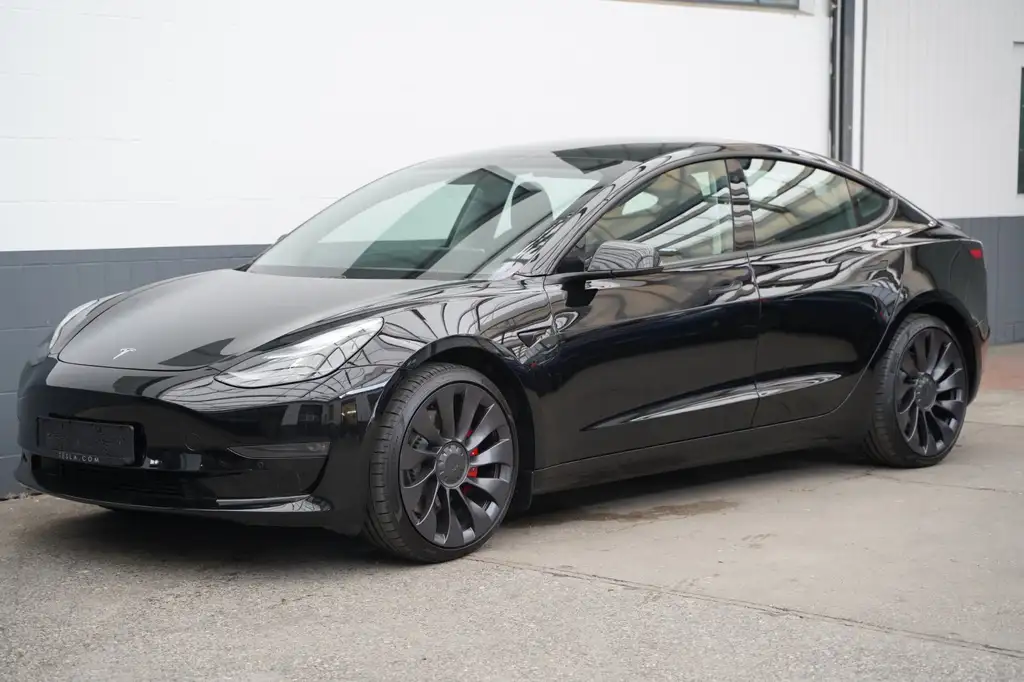 Tesla Model 3 Performance *1.Hand*unfallfrei