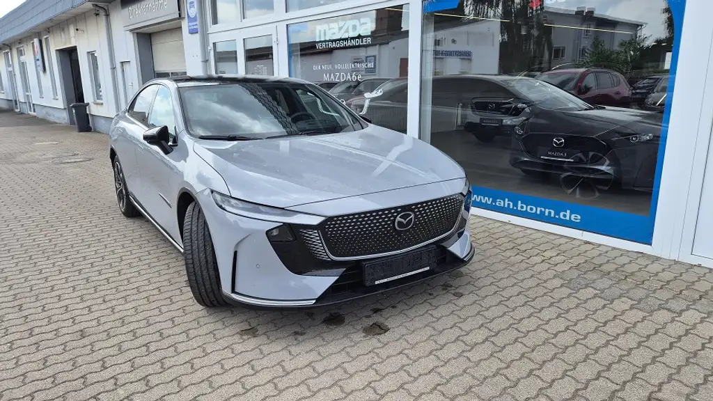 Mazda 6e EV 258ps 1AT RWD Takumi