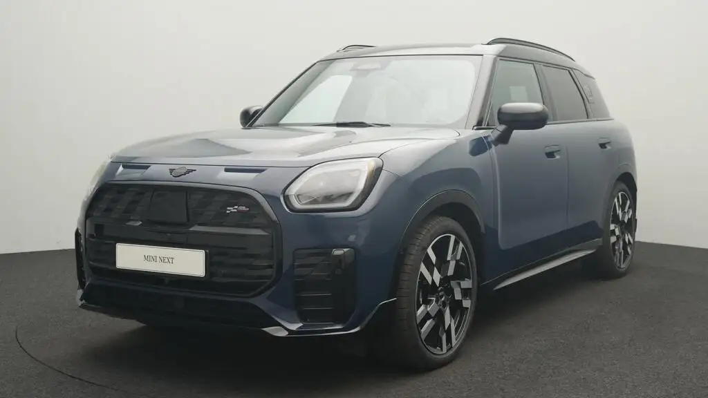 MINI Countryman SE All4 John Cooper Works Trim