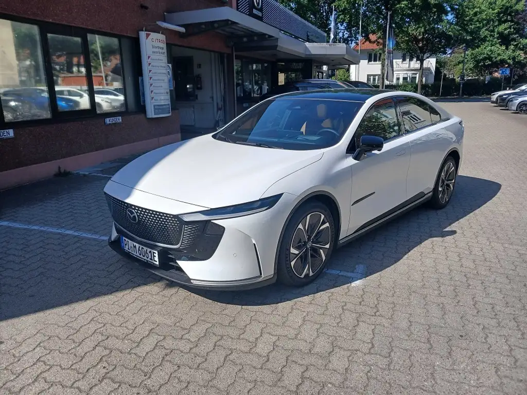 Mazda 6e EV 258ps