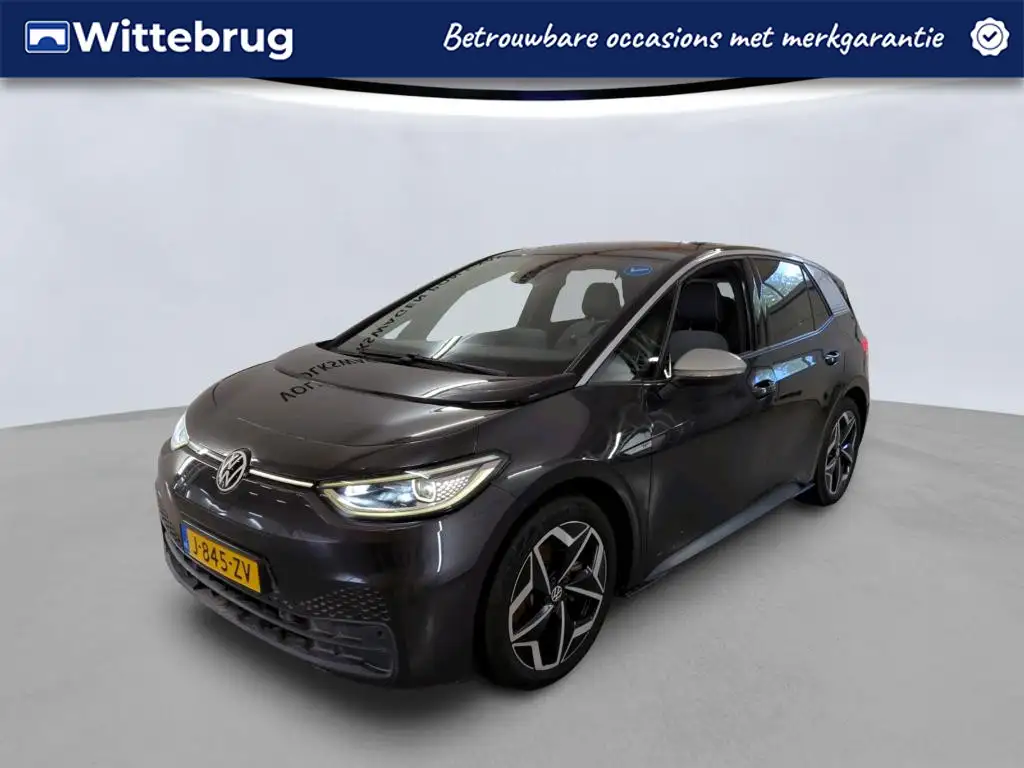 Volkswagen ID.3 First Plus 58 kWh 204pk / Navigatie / Matrix LED /