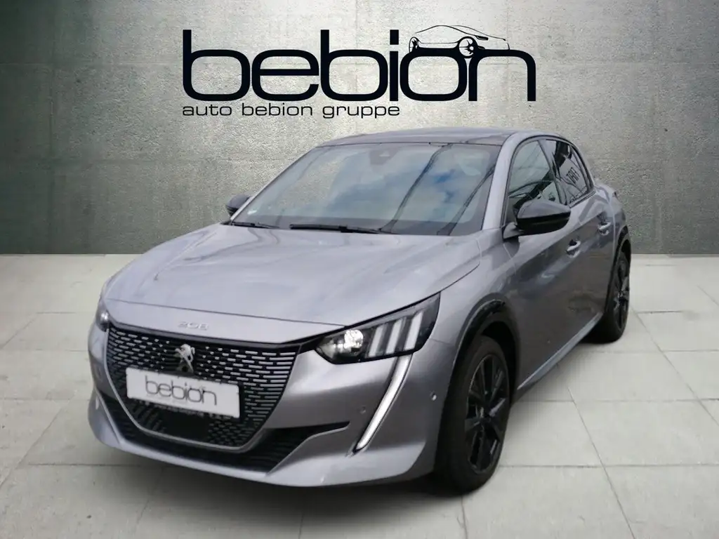 Peugeot e-208 Elektromotor 136 GT LED Navi PDC Pano