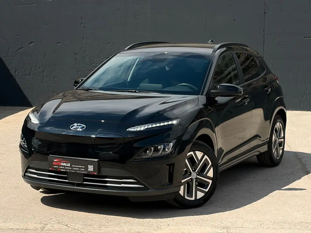 Hyundai KONA KONA E Trend SHZ LHZ ACC LKA LFA CarPl. LED WiFi