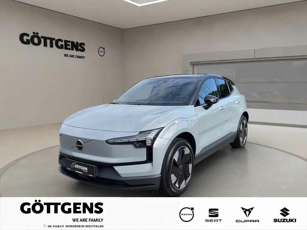 Volvo EX30 Plus 2WD Pure Electric LED NAVI SITZH. H&K LM