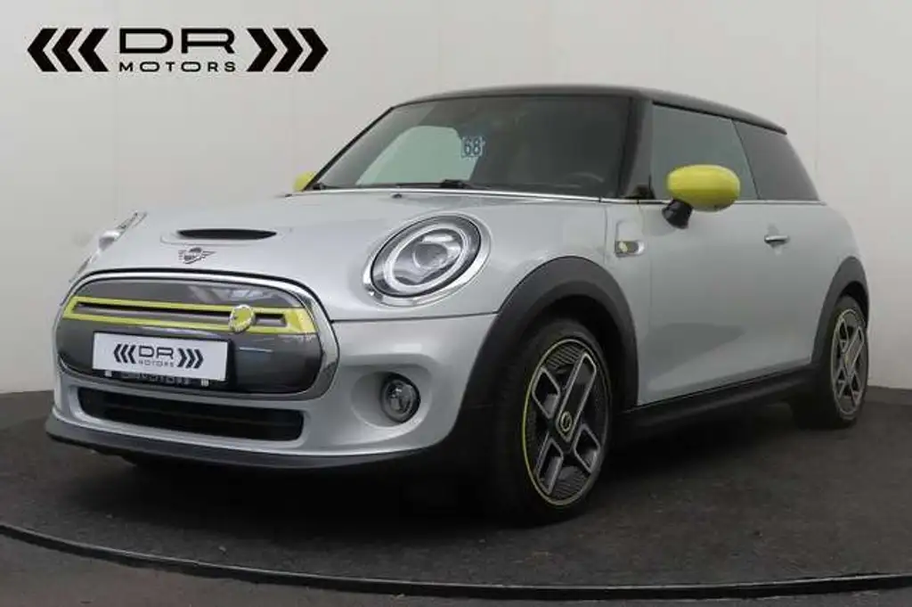 MINI Cooper SE CARPLAY - PARKEERSENSOREN ACHTER - TOPSTAAT