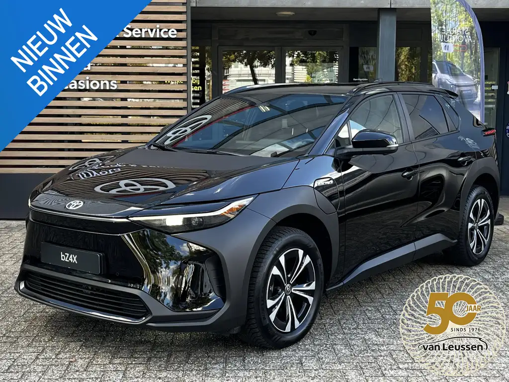 Toyota bZ4X Dynamic 71 kWh WARMTEPOMP STOEL/STUURVERWARMING EL