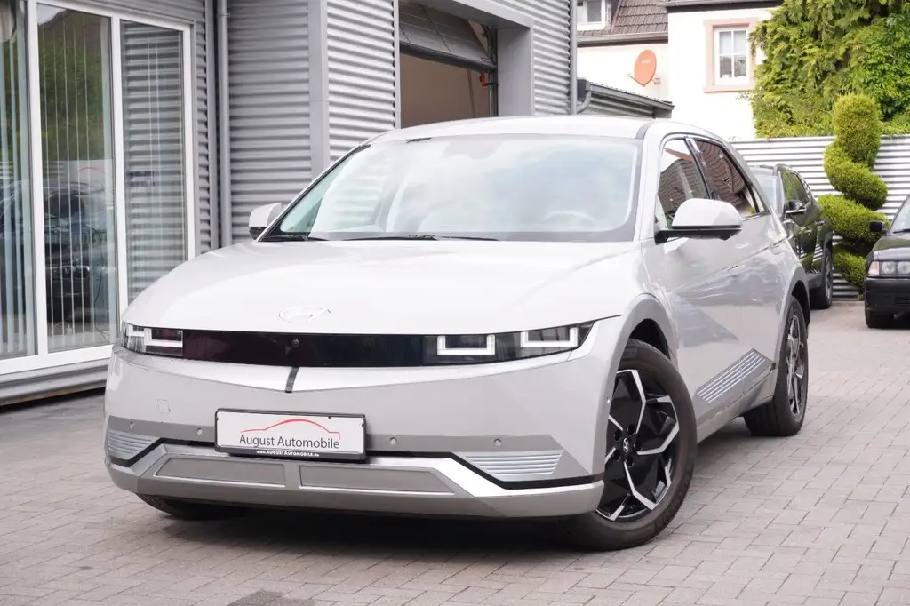 Hyundai IONIQ 5 UNIQ WPump 360° Belüf 4xSHz ACC LED BOSE