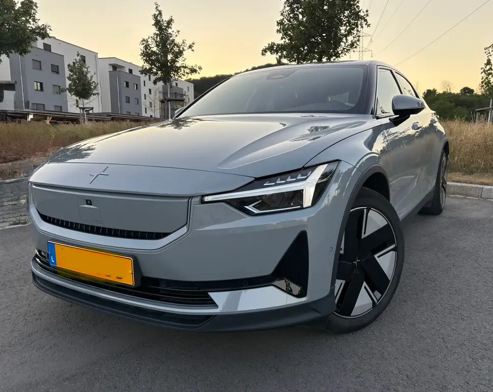 Polestar 2 70 kWh Standard Range Single Motor | 360 | Keyless