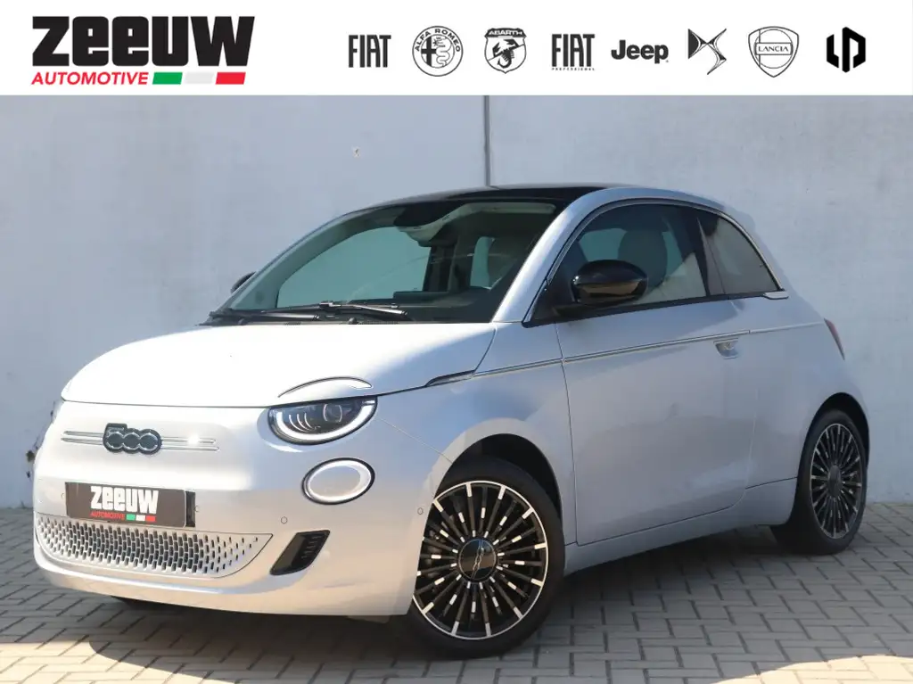 Fiat 500e La Prima 42 kWh | Pano | JBL | Camera | Winter | 1