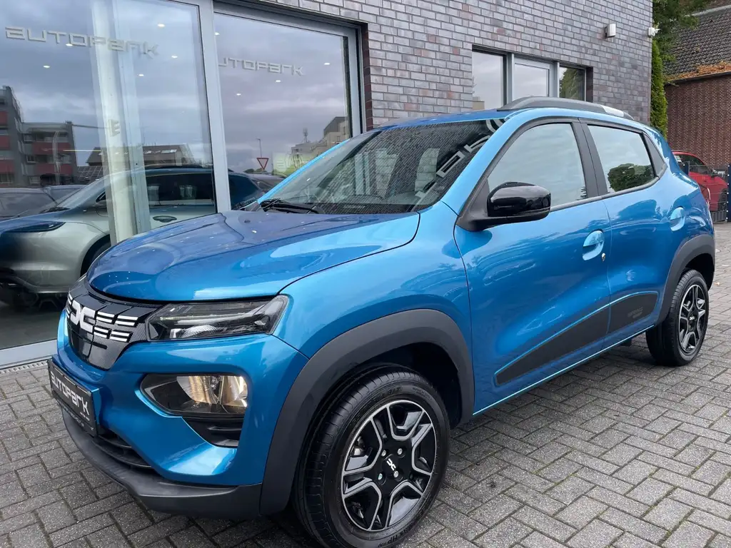Dacia Spring Electric Essential Modellpflege Leder LED