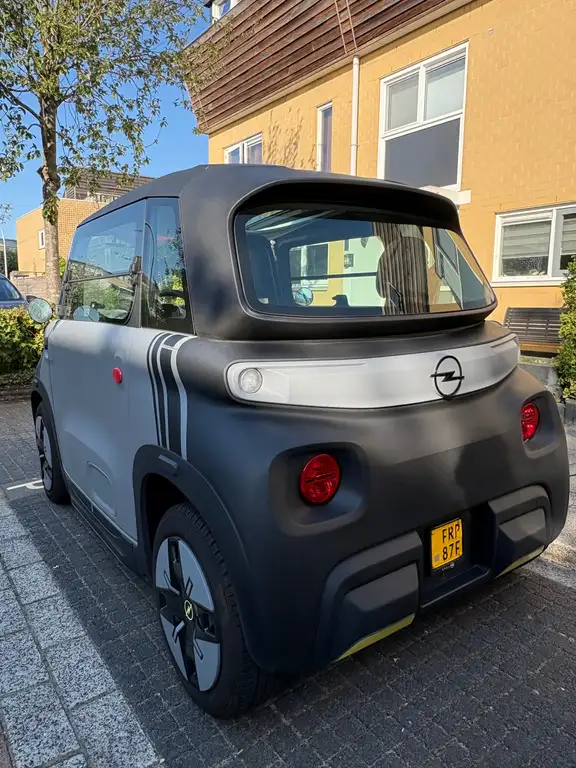 Opel Rocks-e Rocks-e Base