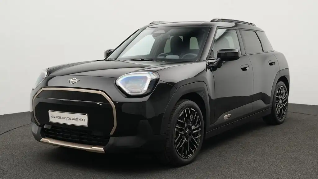 MINI Aceman Favoured Trim