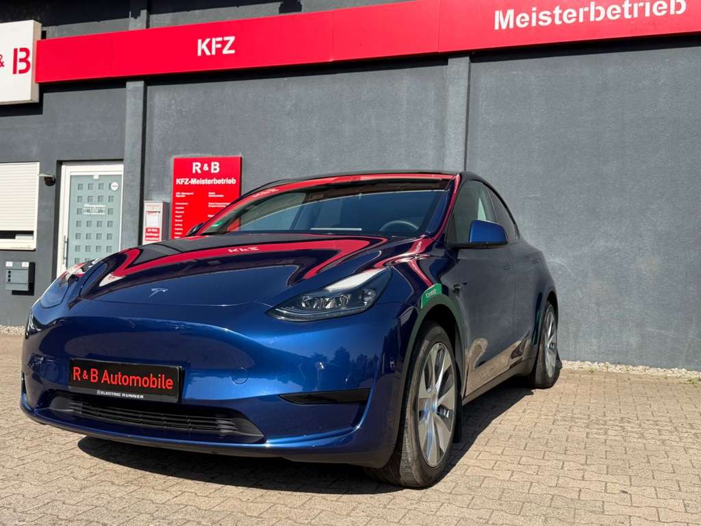 Tesla Model Y Basis RWD* 1xHand* Überwachung*360*Gigaf