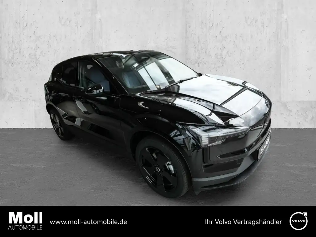 Volvo EX30 Black Edition Single Motor Plus Winter-Paket