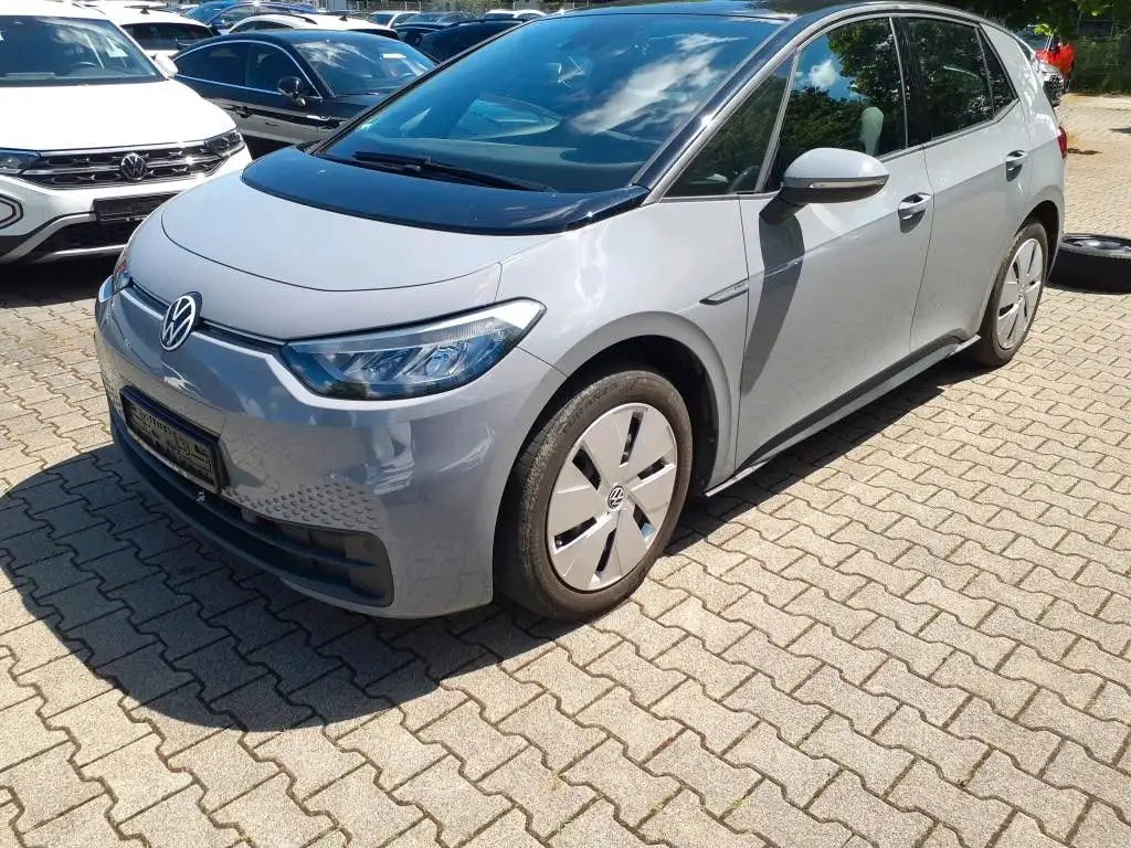 Volkswagen ID.3 Pro Aut.  LED Navi SHZ PDC  62kwh