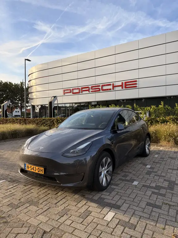 Tesla Model Y Long Range Dual Motor AWD 90,3% SOH