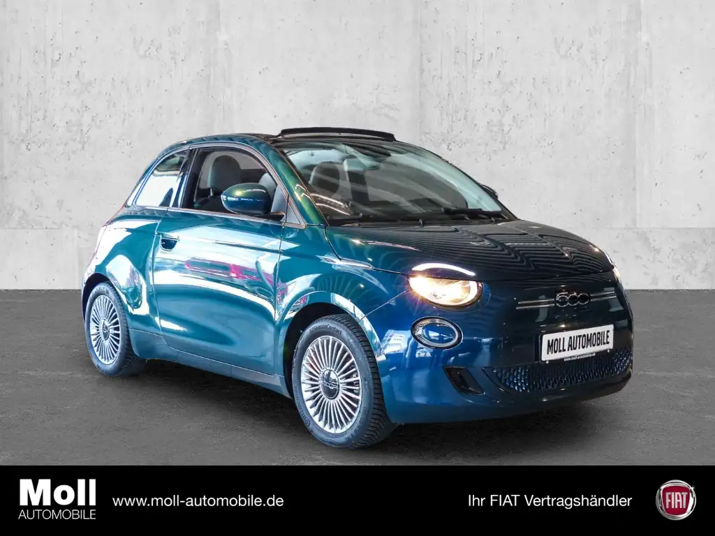 Fiat 500e Cabrio Icon Navi Digitales Cockpit Apple CarPlay K